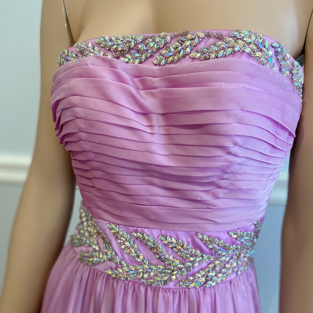 La Femme lavender beaded prom gown size 00 - Picture 3 of 8
